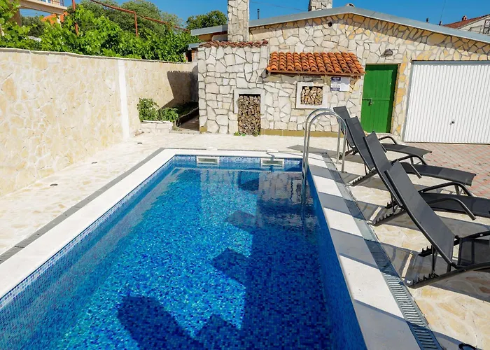 Dragan Sveti Filip i Jakov