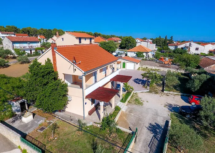 Dragan Sveti Filip i Jakov